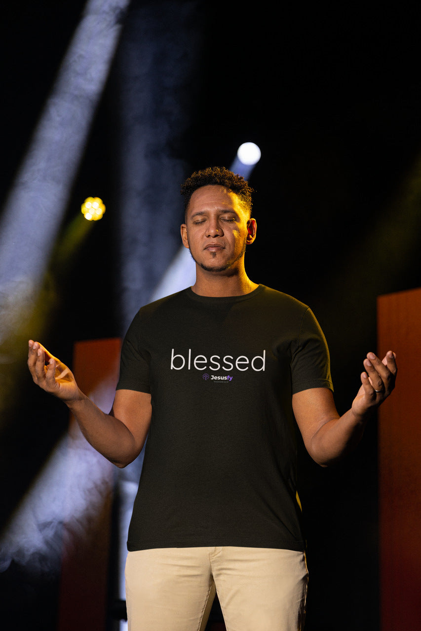 Camiseta Masculina Blessed Jesusfy